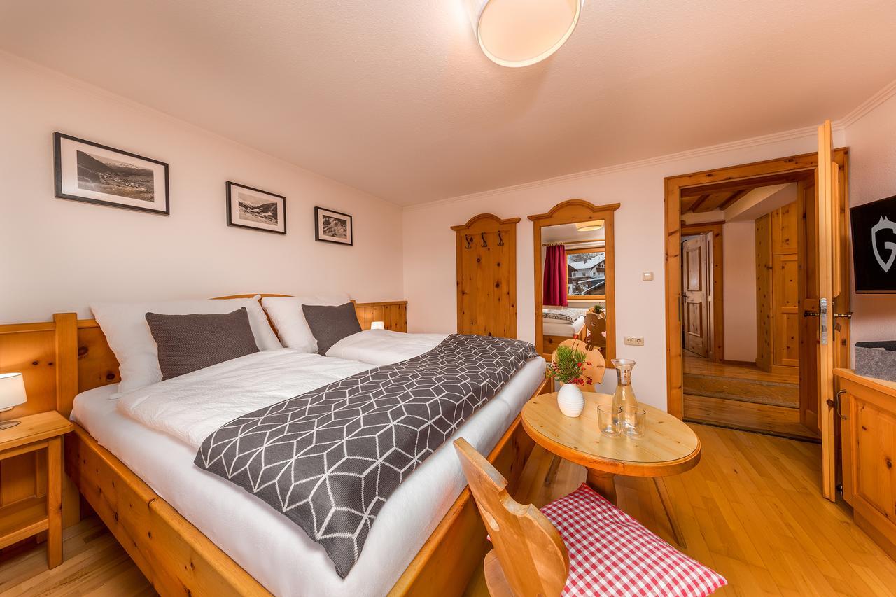 Haus Gollas Sankt Anton am Arlberg Esterno foto